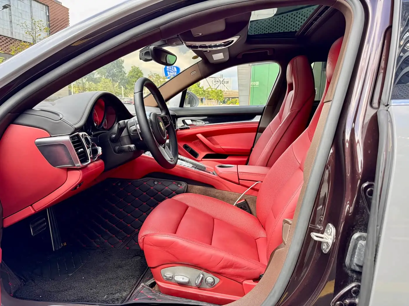 Porsche Panamera 2016 — Фото 16/20