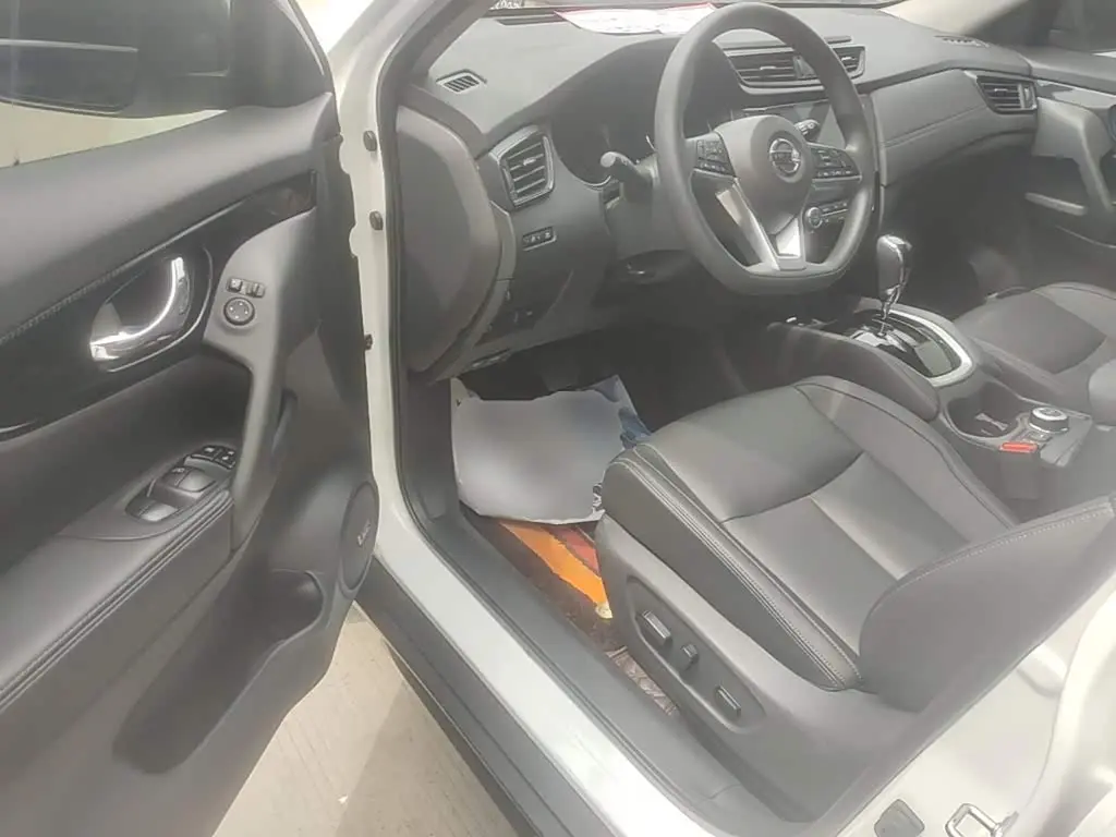 Nissan X-Trail 2023 — Şəkil 16/20