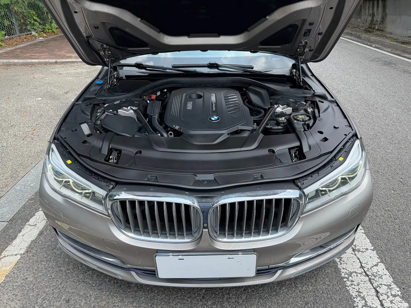 BMW 7 Series 2018 — Фото 5/20