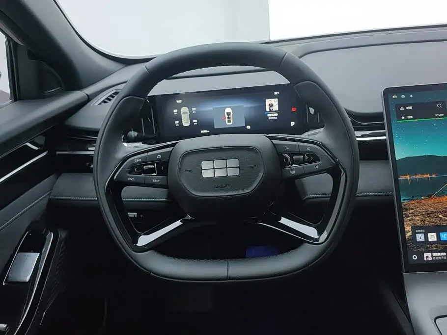 Geely Galaxy Galaxy L6 2024 — Photo 15/16