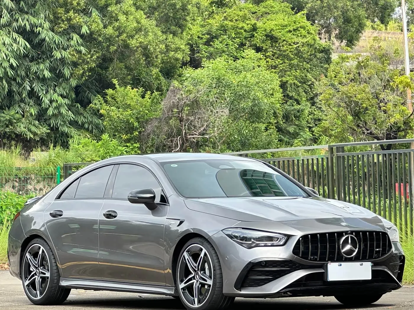 Mercedes-Benz CLA AMG 2025 — Фото 3/17