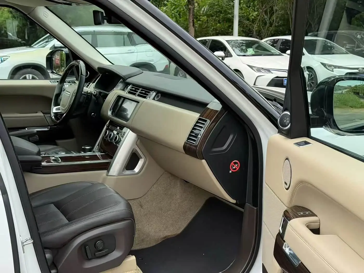 Land Rover Range Rover 2016 — Photo 7/9