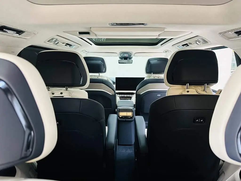 ZEEKR 9X 2026 — Photo 15/20