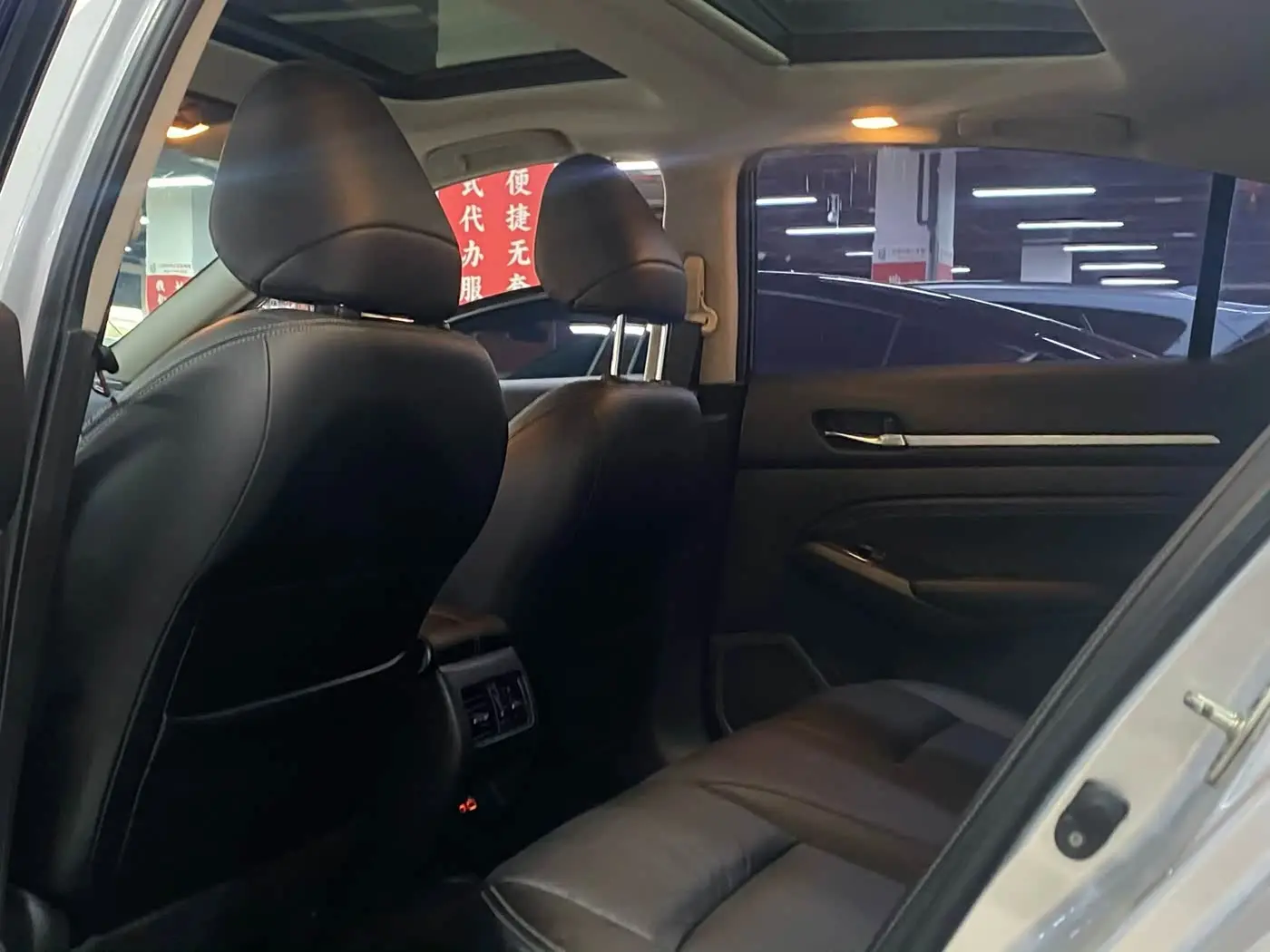 Nissan Teana 2022 — Photo 8/11
