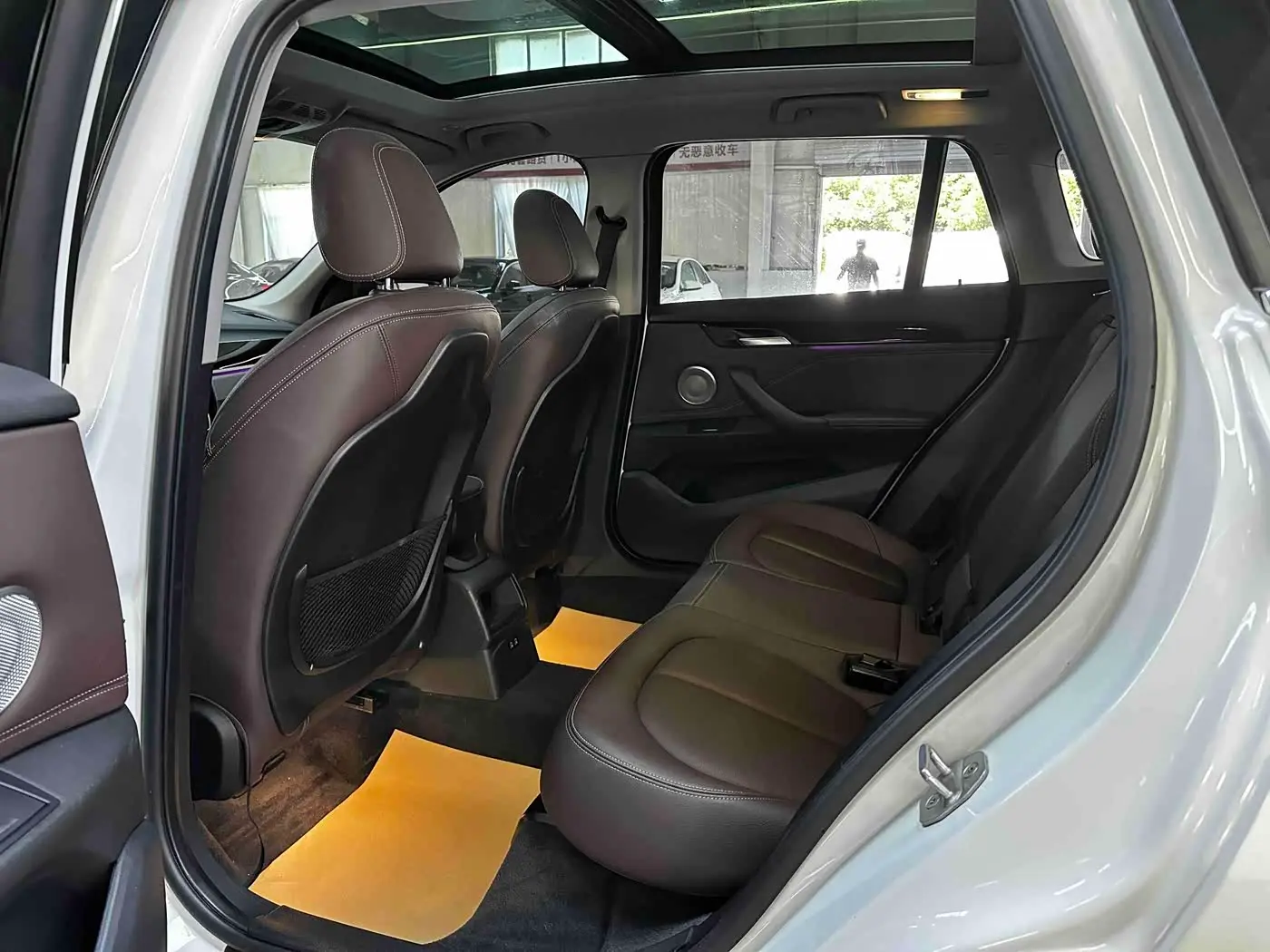 BMW X1 2021 — Photo 16/17