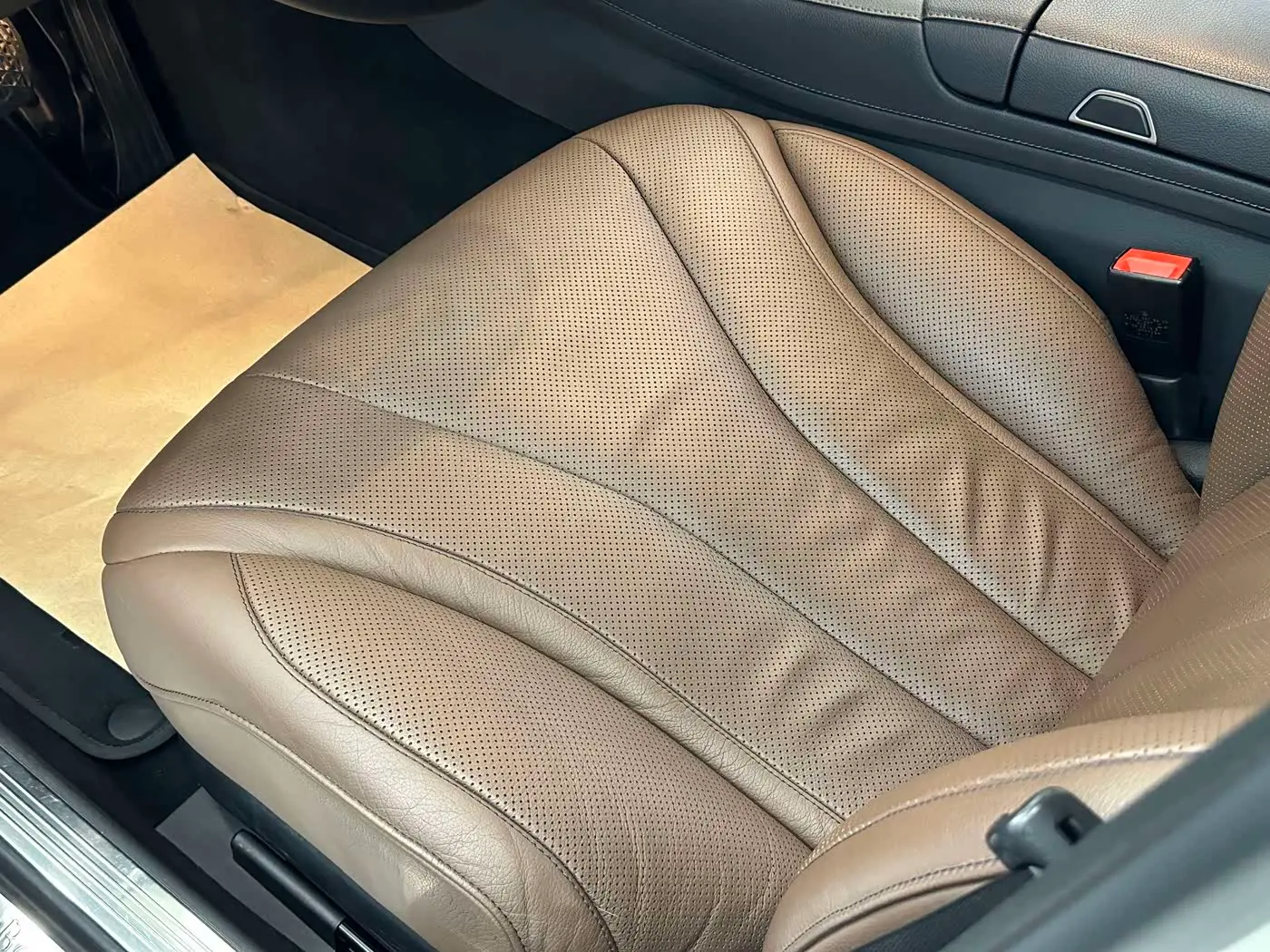 Mercedes-Benz S-Class 2019 — Photo 12/20