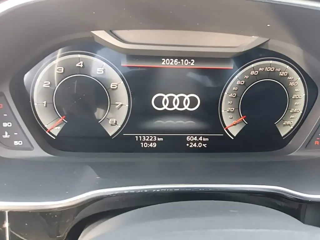 Audi Q3 Sportback 2023 — Photo 8/20