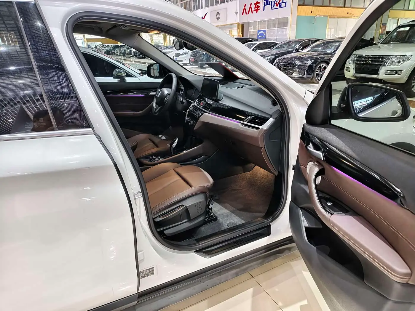 BMW X1 2021 — Photo 12/16