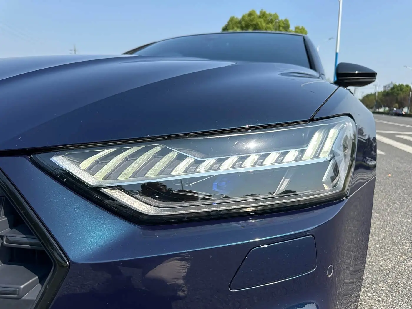 Audi A7L 2022 — Photo 9/20
