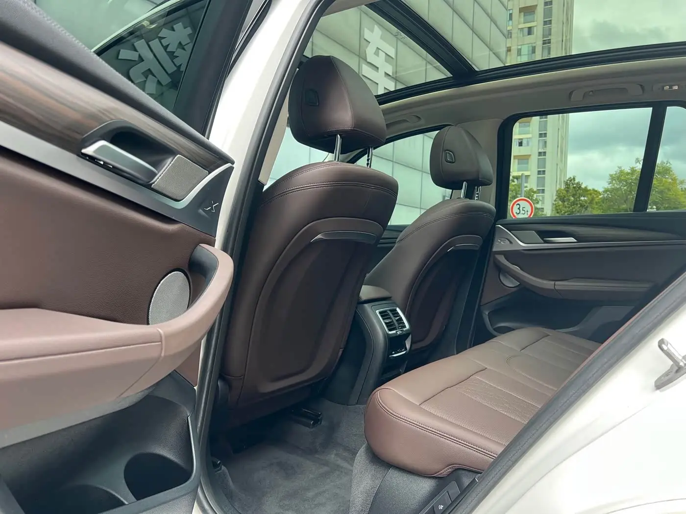 BMW X3 2022 — Photo 7/11