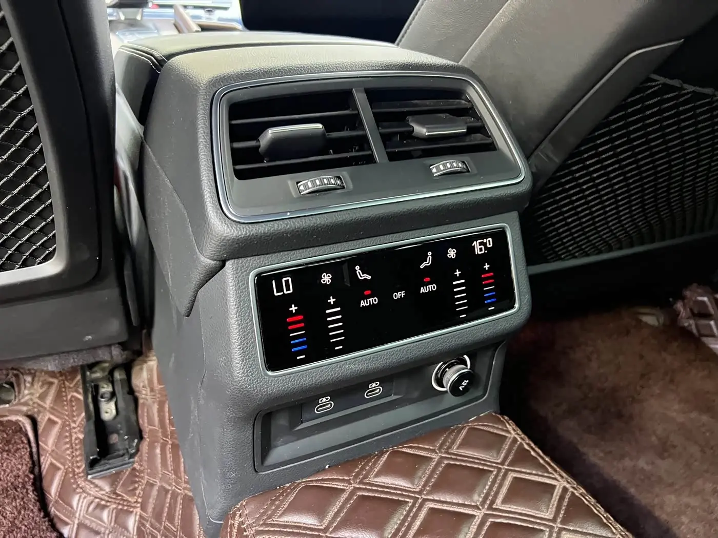 Audi A6L 2023 — Photo 20/20