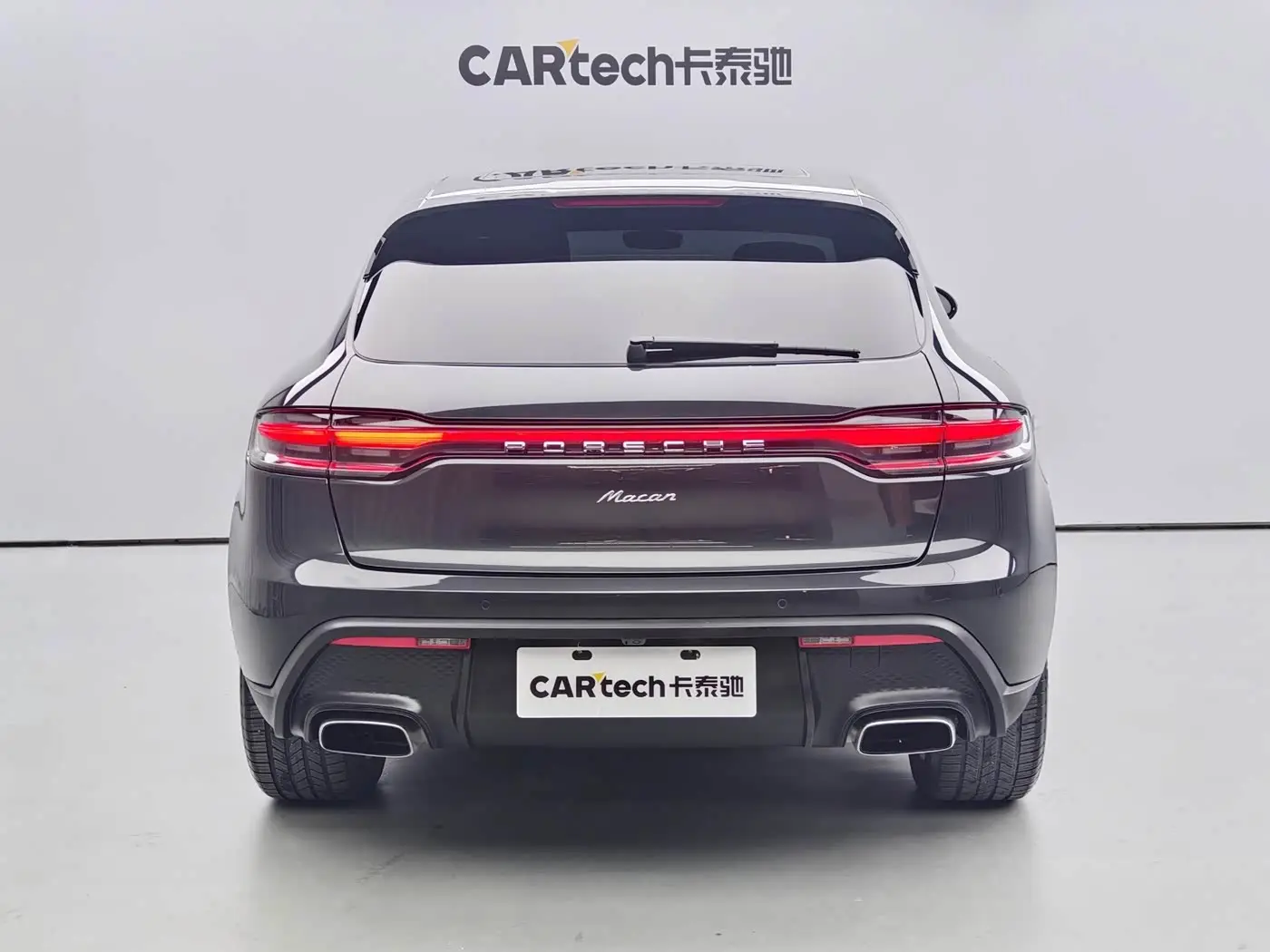 Porsche Macan 2022 — Photo 6/18