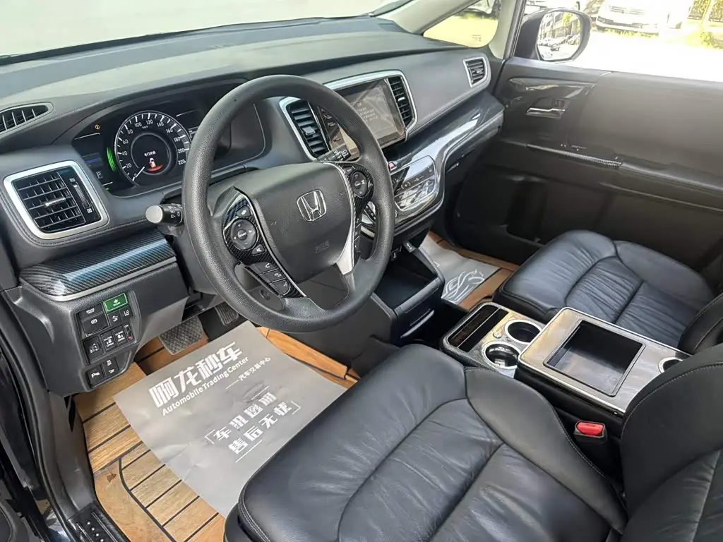 Honda Odyssey 2020 — Şəkil 10/15