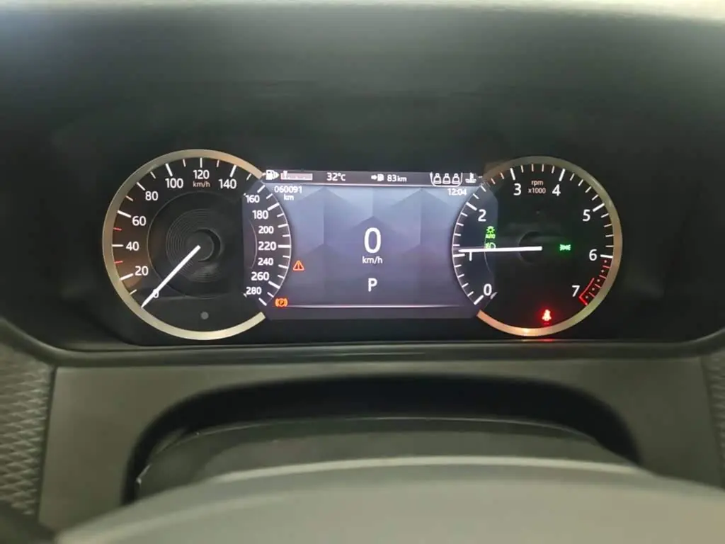 Land Rover Range Rover Velar 2021 — Photo 12/20
