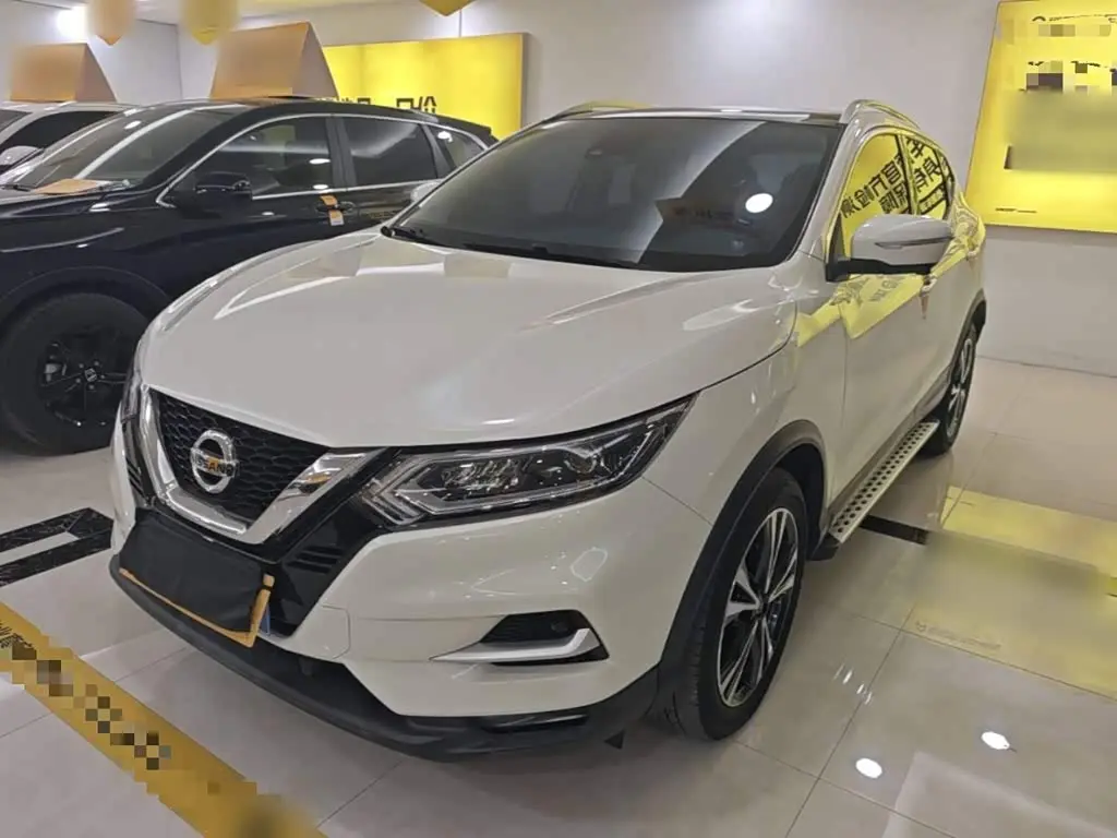 Nissan Qashqai 2023 — Фото 1/20
