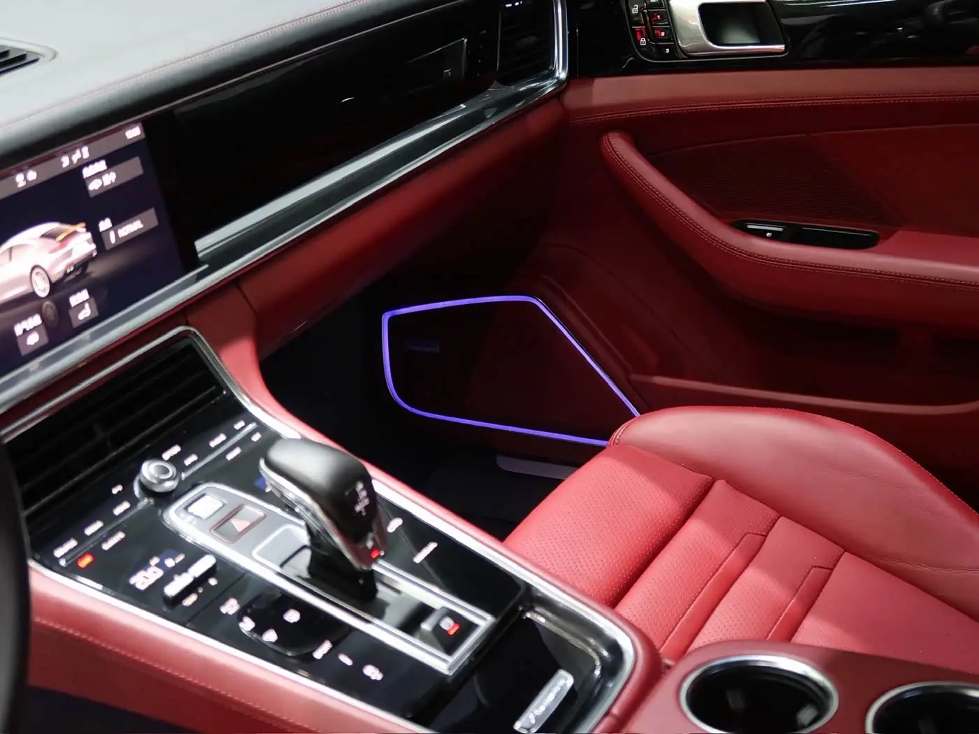 Porsche Panamera 2021 — Photo 13/15