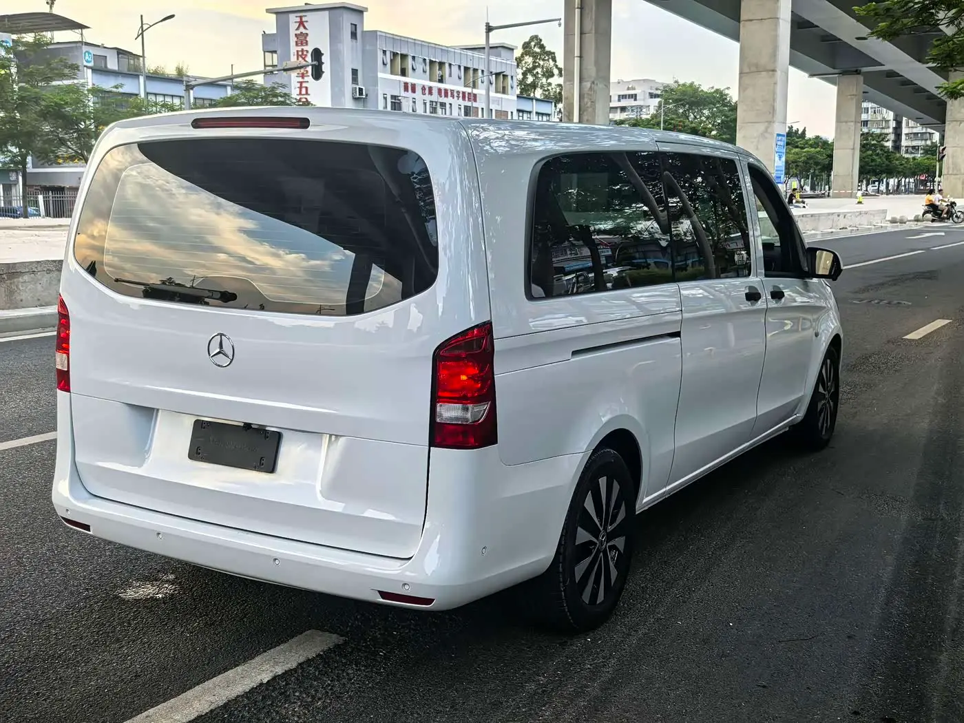 Mercedes-Benz Vito 2022 — Фото 2/20