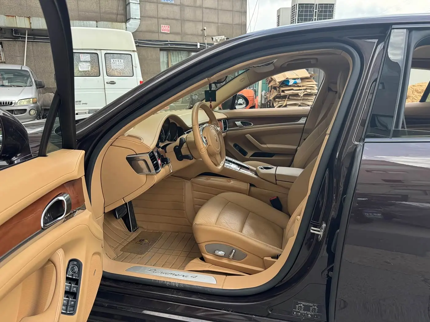 Porsche Panamera 2012 — Photo 5/19