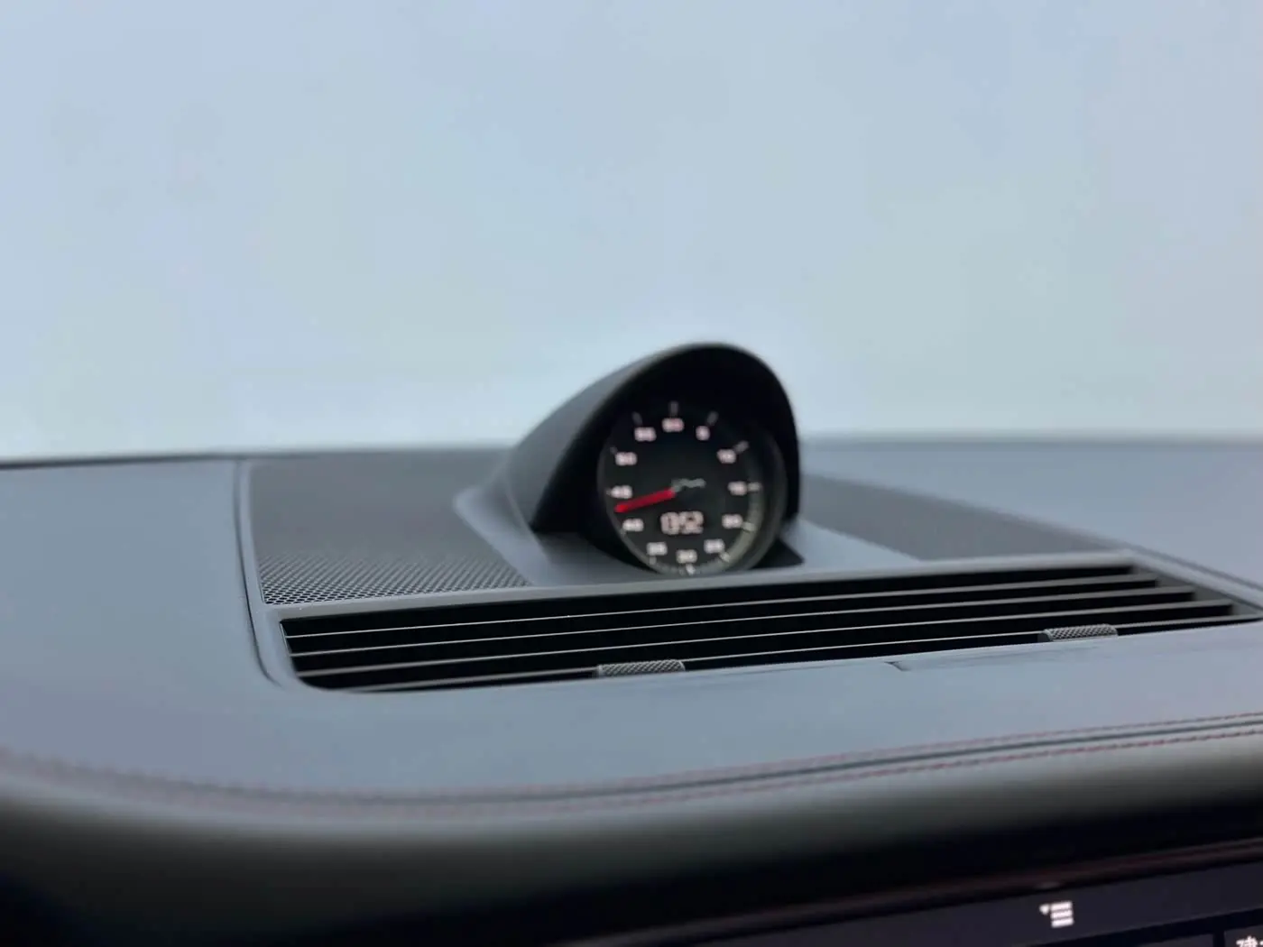 Porsche Panamera 2019 — Şəkil 16/16