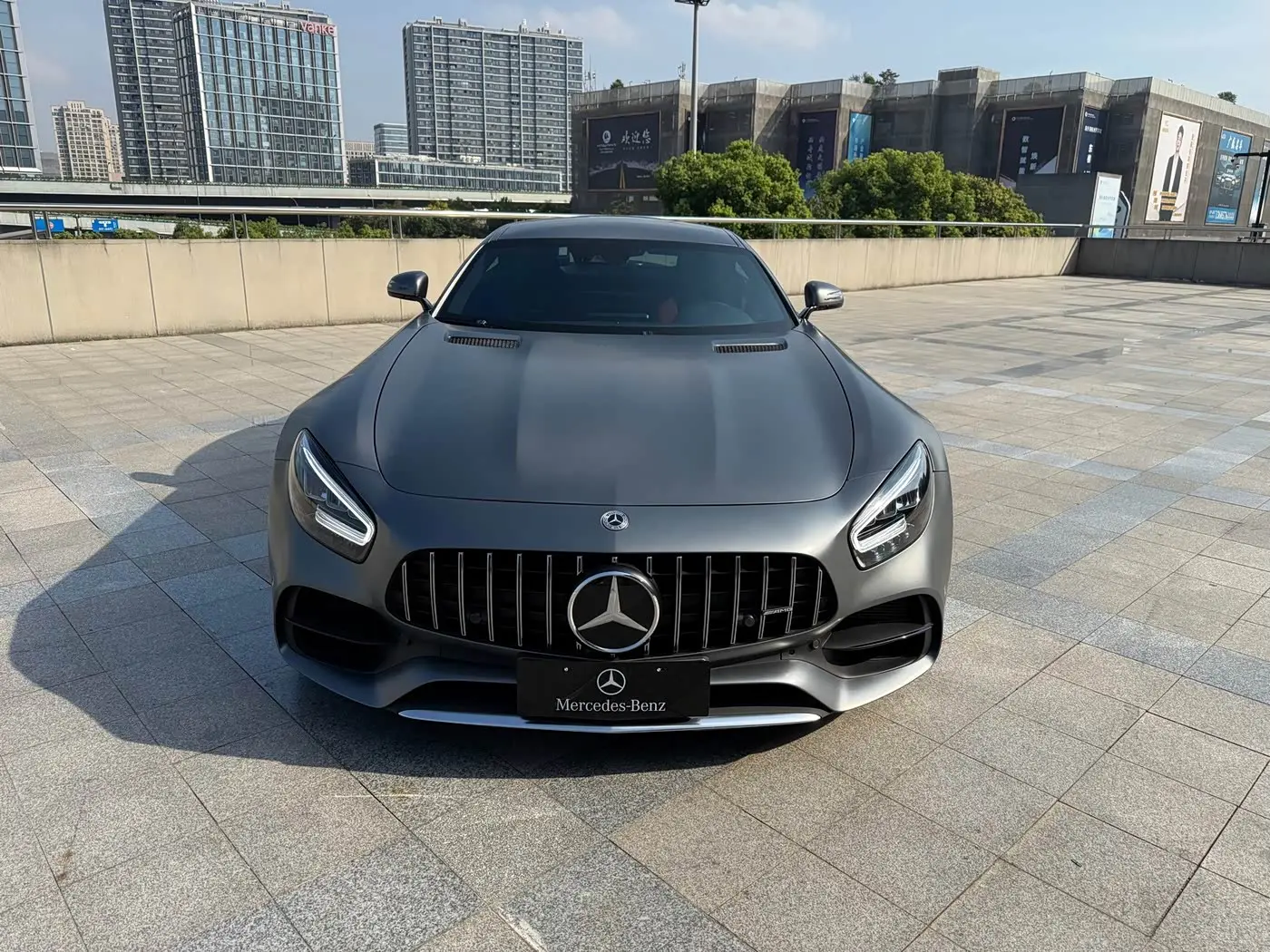 Mercedes-Benz AMG GT 2022 — Фото 2/19