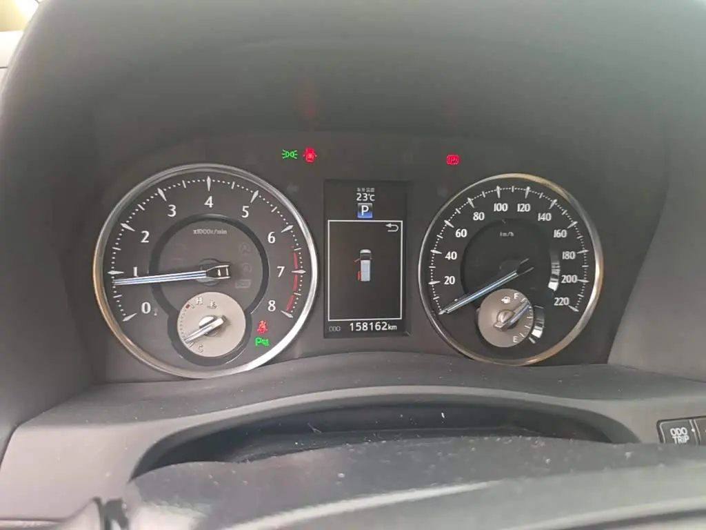 Toyota Alphard 2017 — Photo 12/20