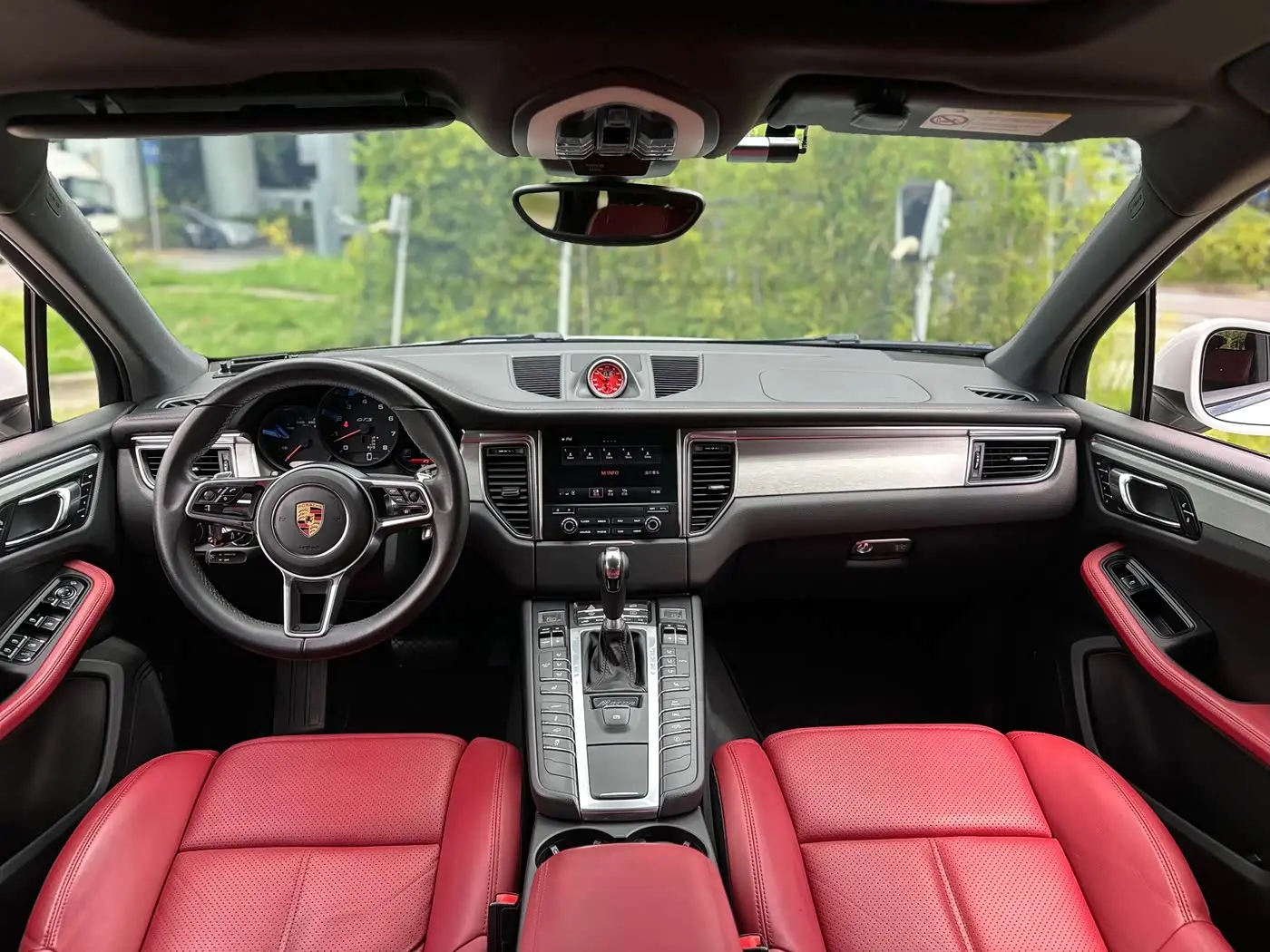Porsche Macan 2017 — Şəkil 11/18