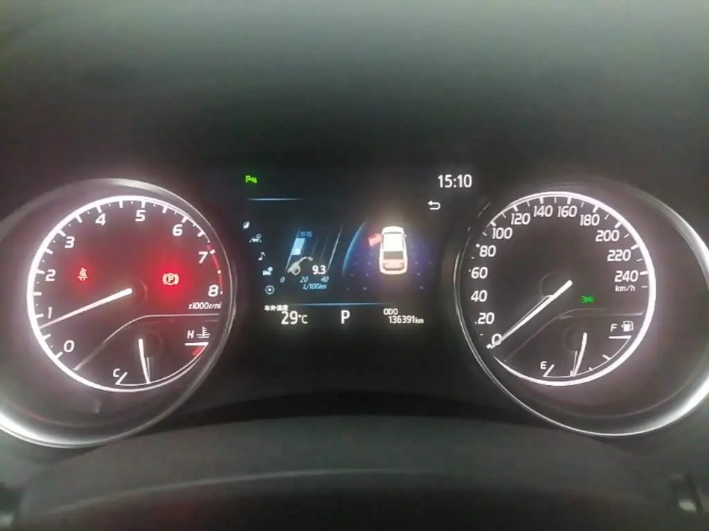 Toyota Camry 2021 — Şəkil 12/20