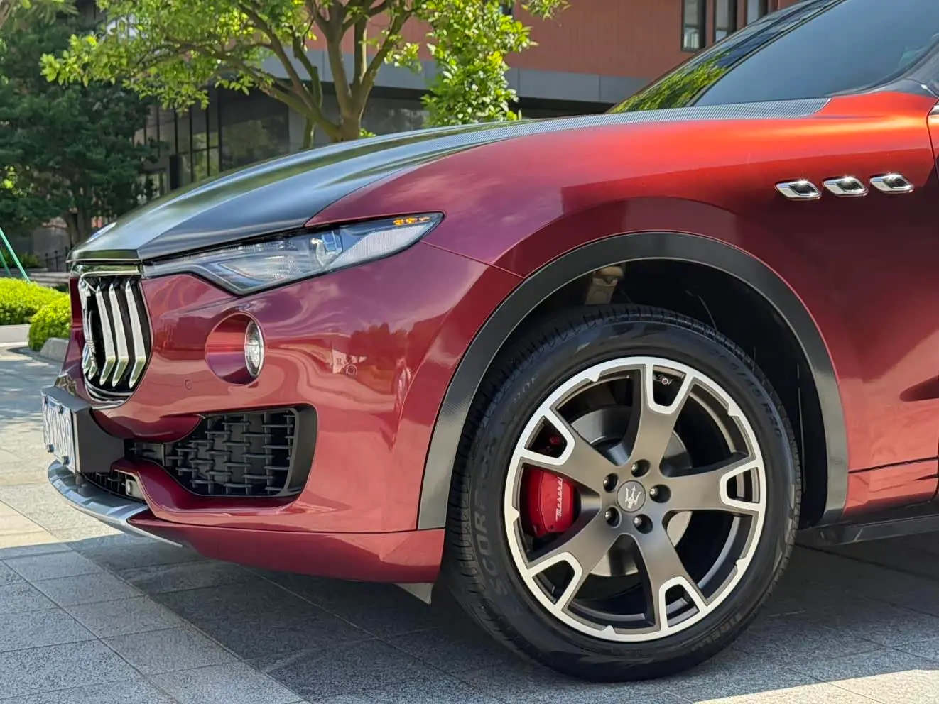 Maserati Levante 2017 — ფოტო 7/18
