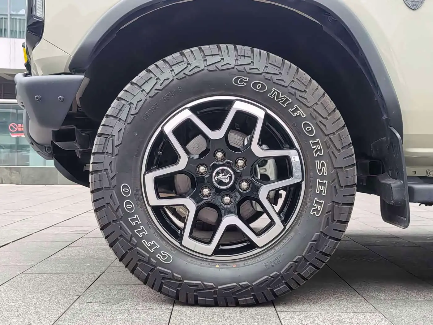Ford Bronco 2024 — Photo 4/14