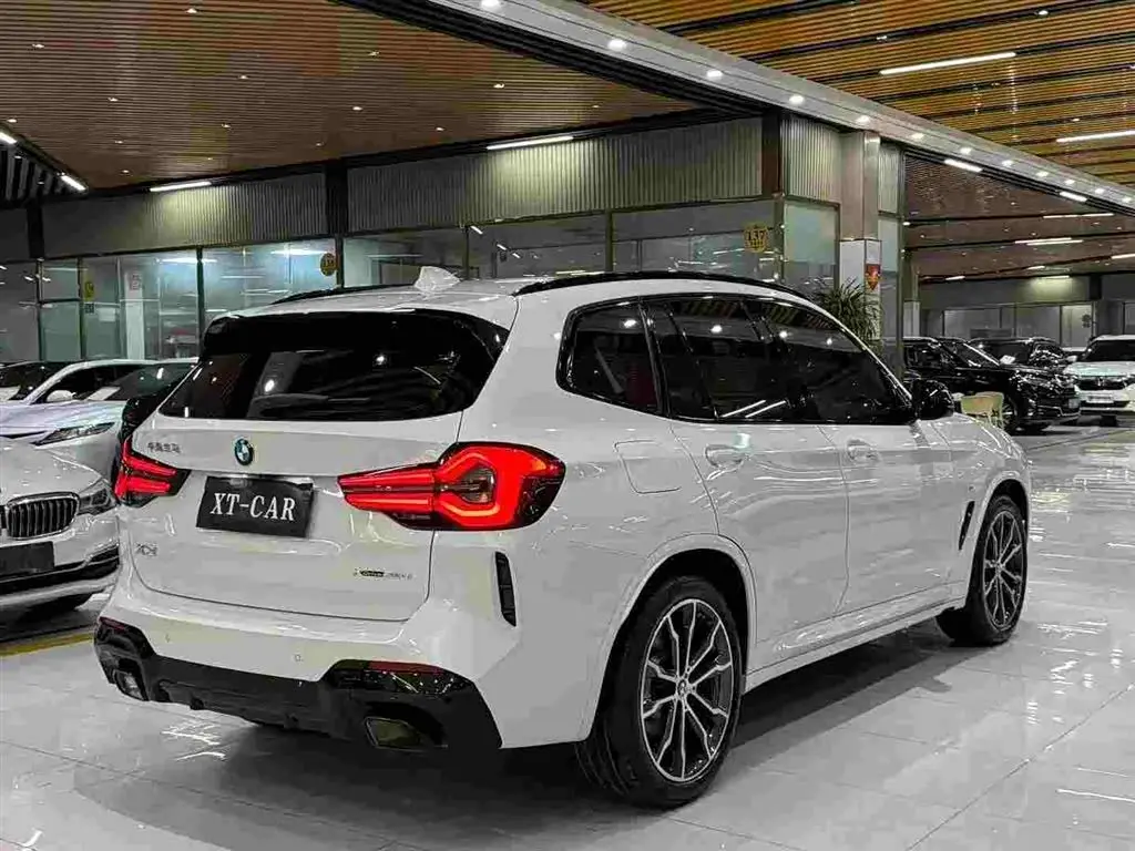 BMW X3 2022 — Photo 7/9