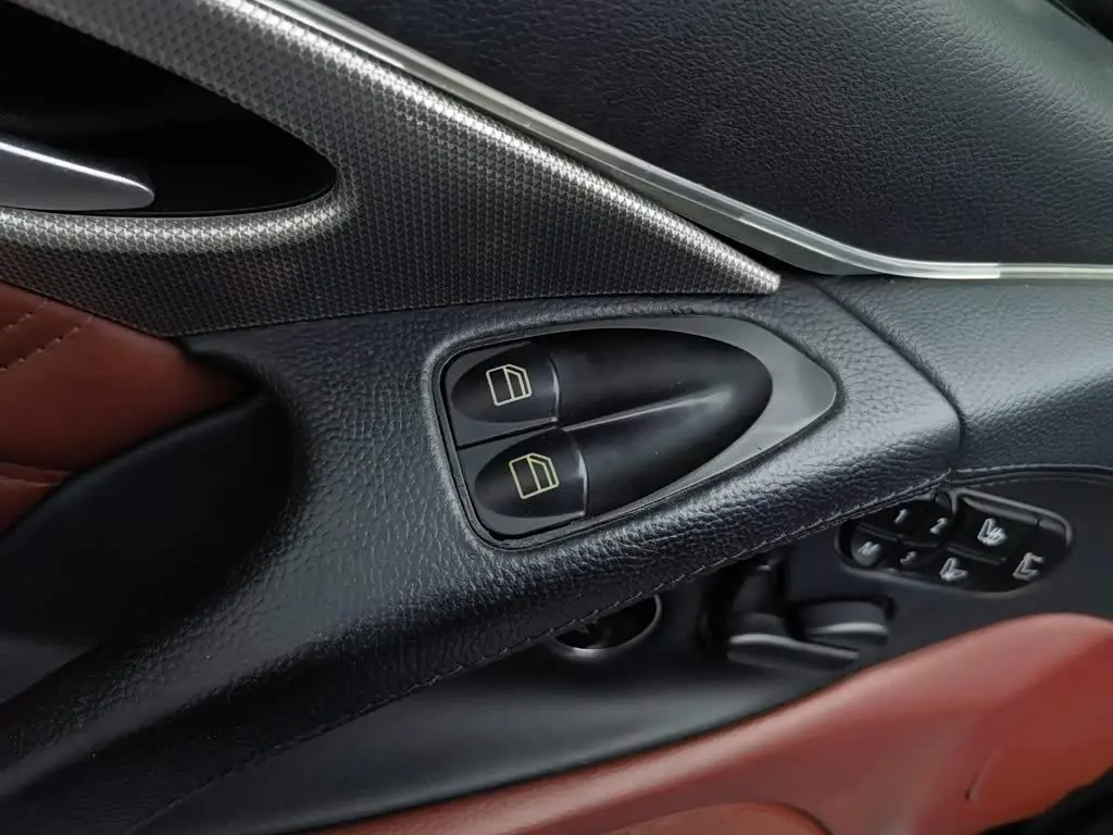 Mercedes-Benz SL-Class 2011 — Photo 9/20