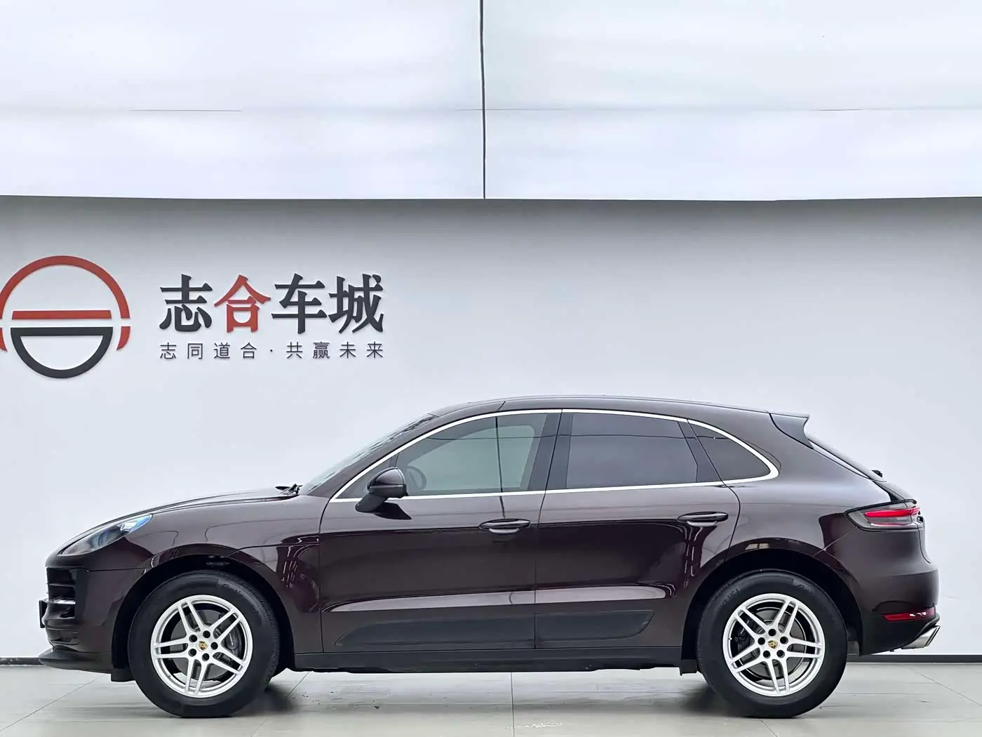 Porsche Macan 2019 — Photo 4/17