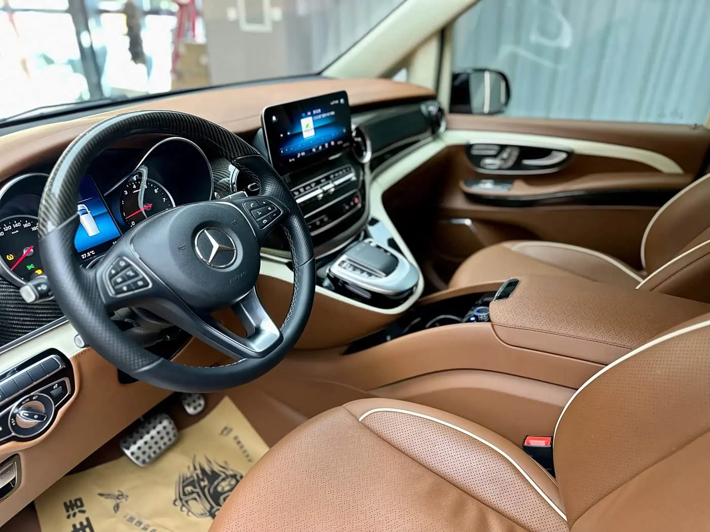 Mercedes-Benz V-Class 2022 — ფოტო 4/12