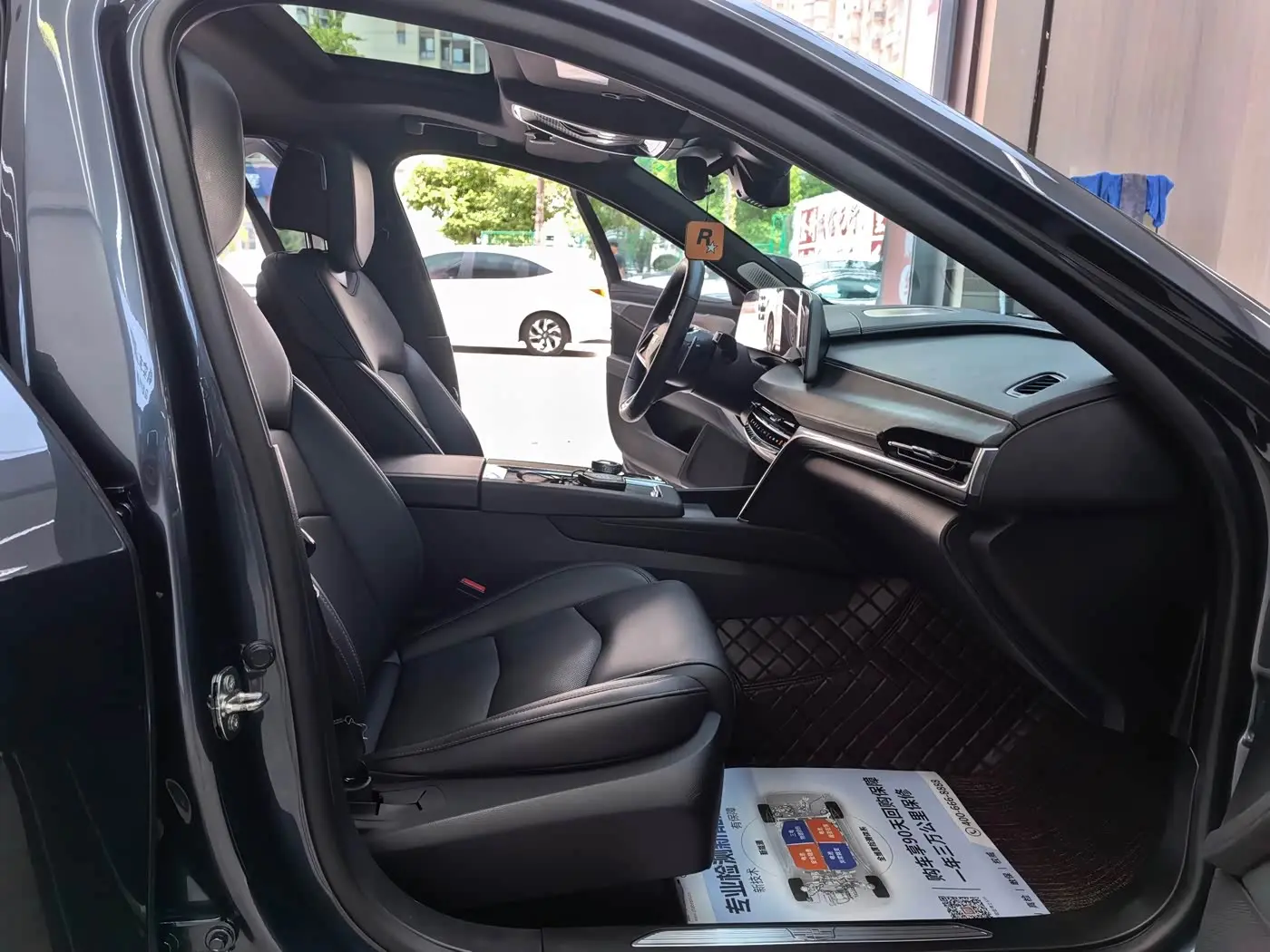 Cadillac CT6 2024 — Photo 15/20