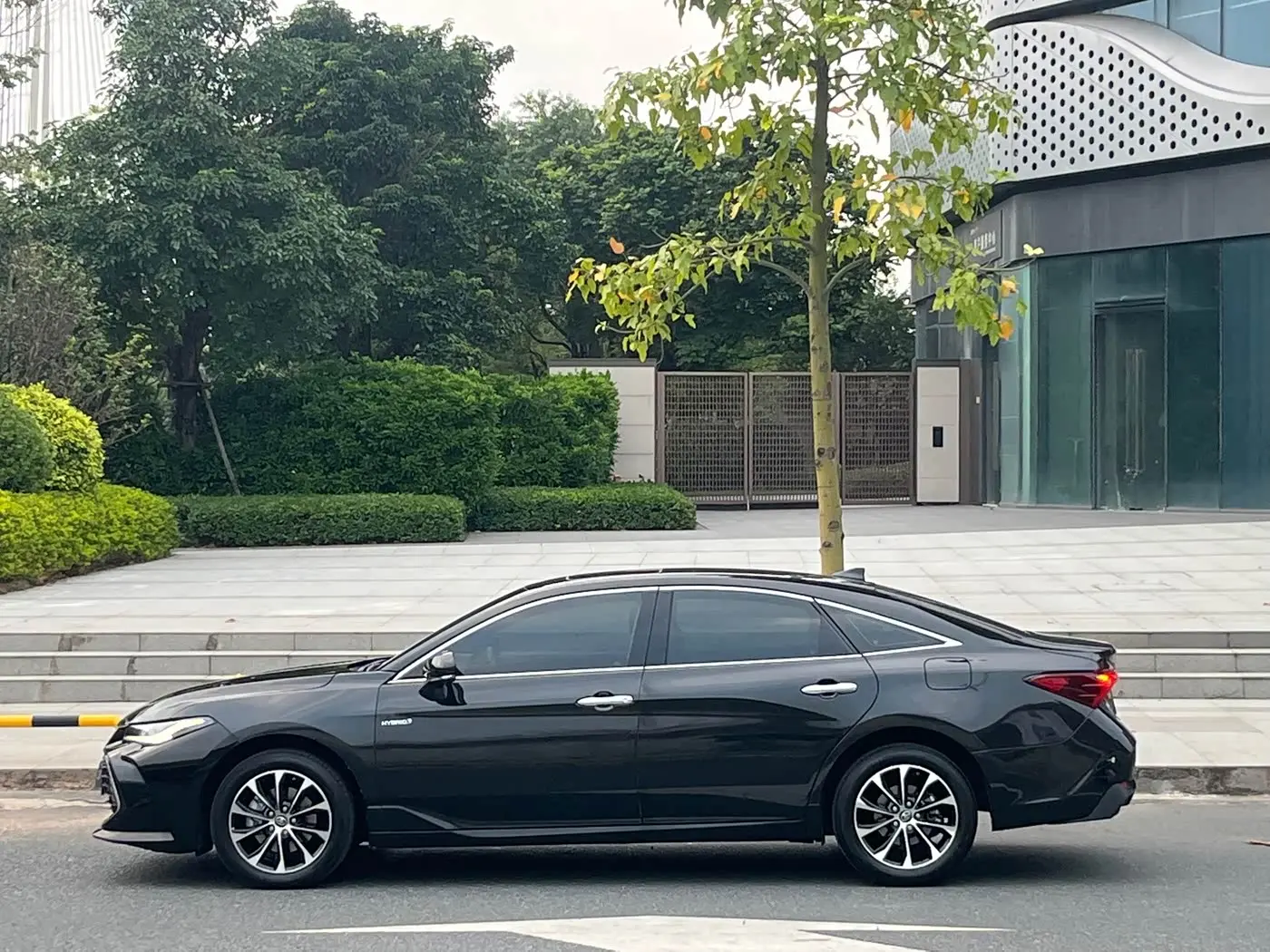 Toyota Avalon 2024 — Photo 6/20