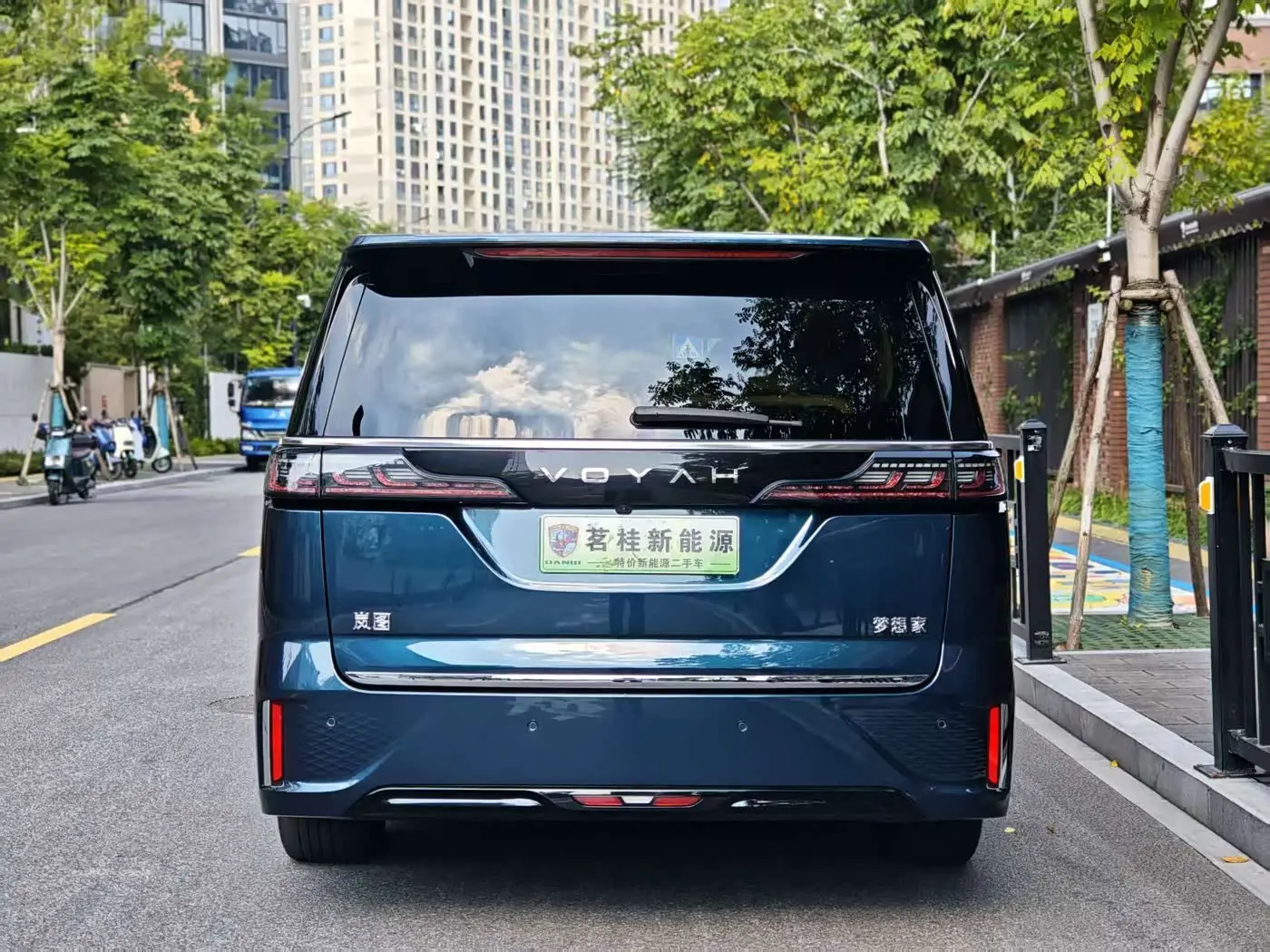 Voyah Auto Voyah Dreamer 2025 — Photo 11/20