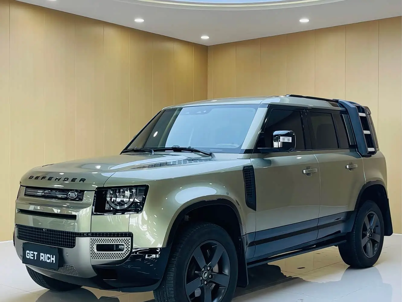 Land Rover Defender, 2024