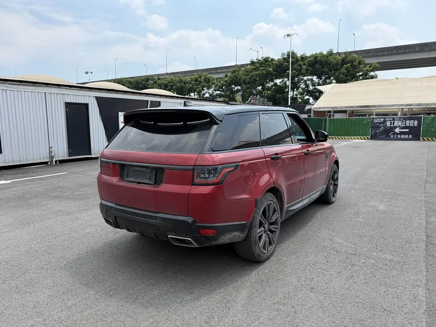 Land Rover Range Rover Sport 2020 — Photo 13/14