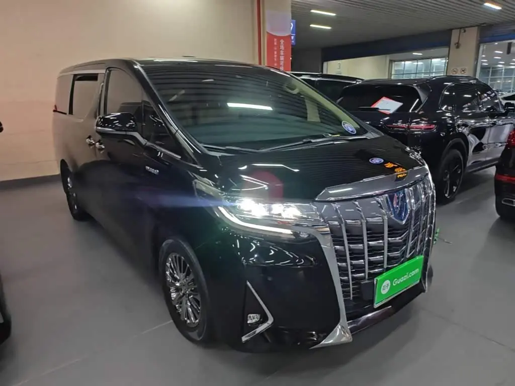 Toyota Alphard 2021 — Photo 4/20