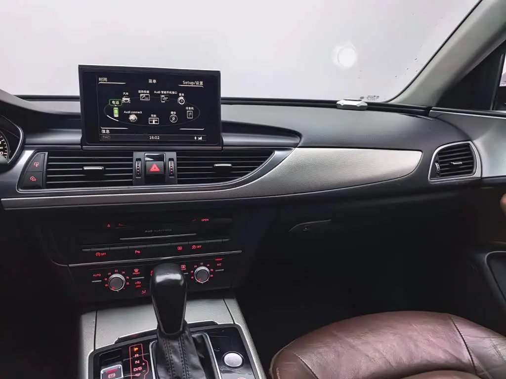 Audi A6L 2018 — Фото 17/20