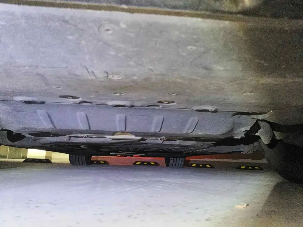 BMW 7 Series 2021 — Photo 2/15