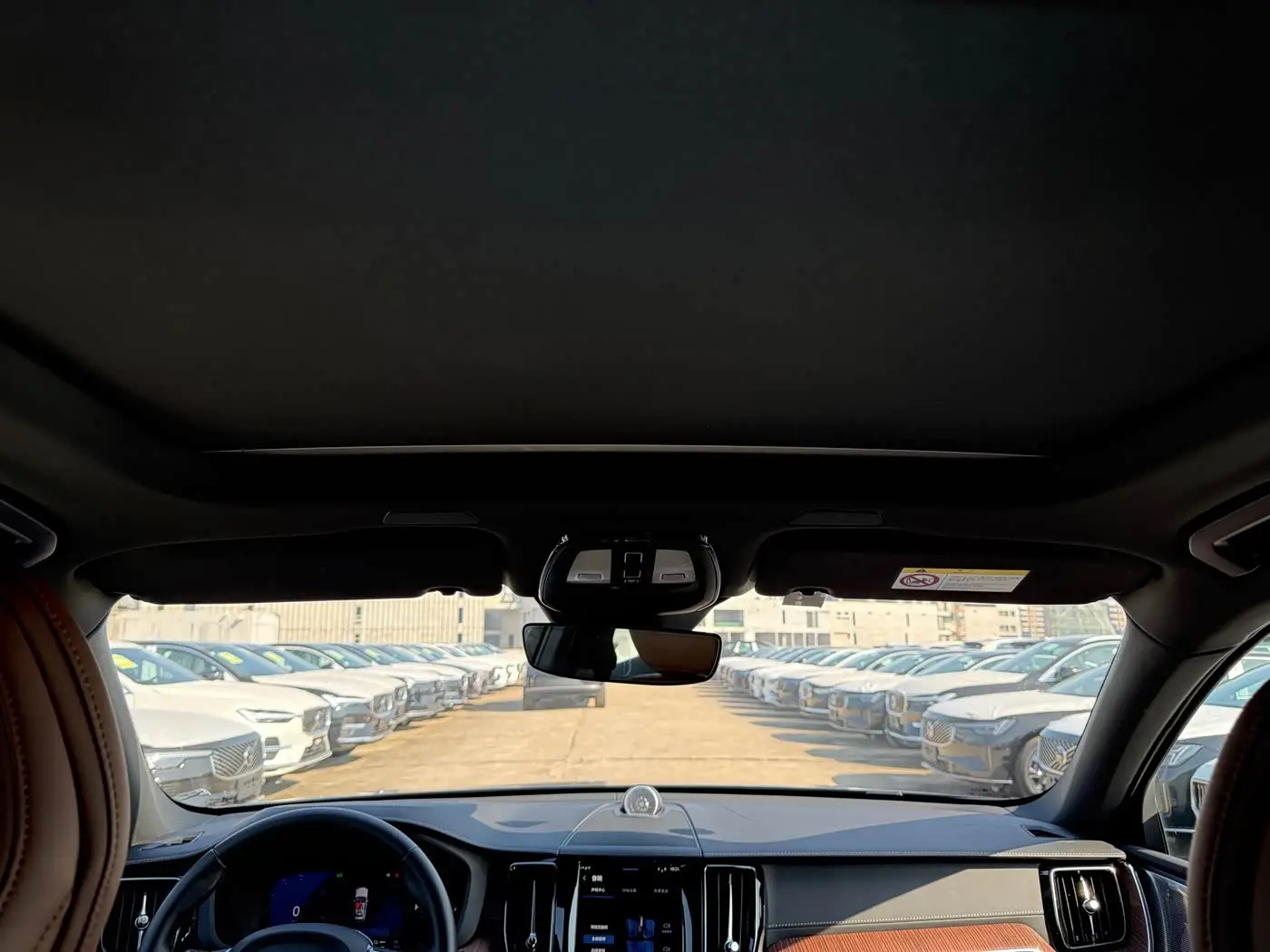 Volvo XC60 Plug-in Hybrid 2024 — Photo 20/20