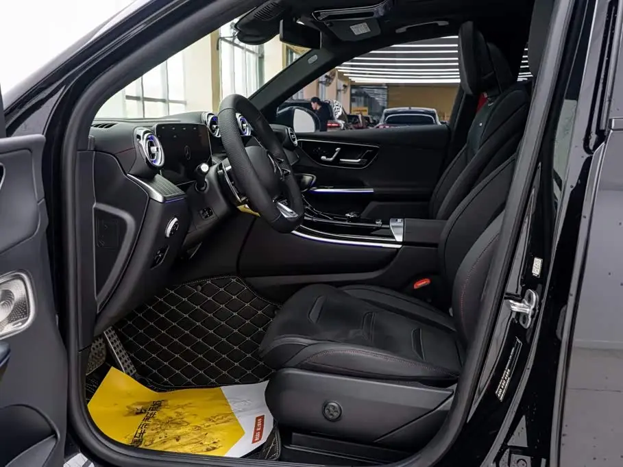 Mercedes-Benz GLC AMG 2025 — Фото 15/20