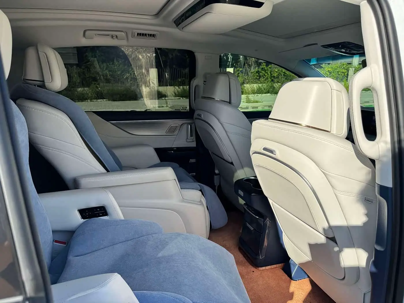 Buick GL8 New Energy 2025 — Photo 16/18