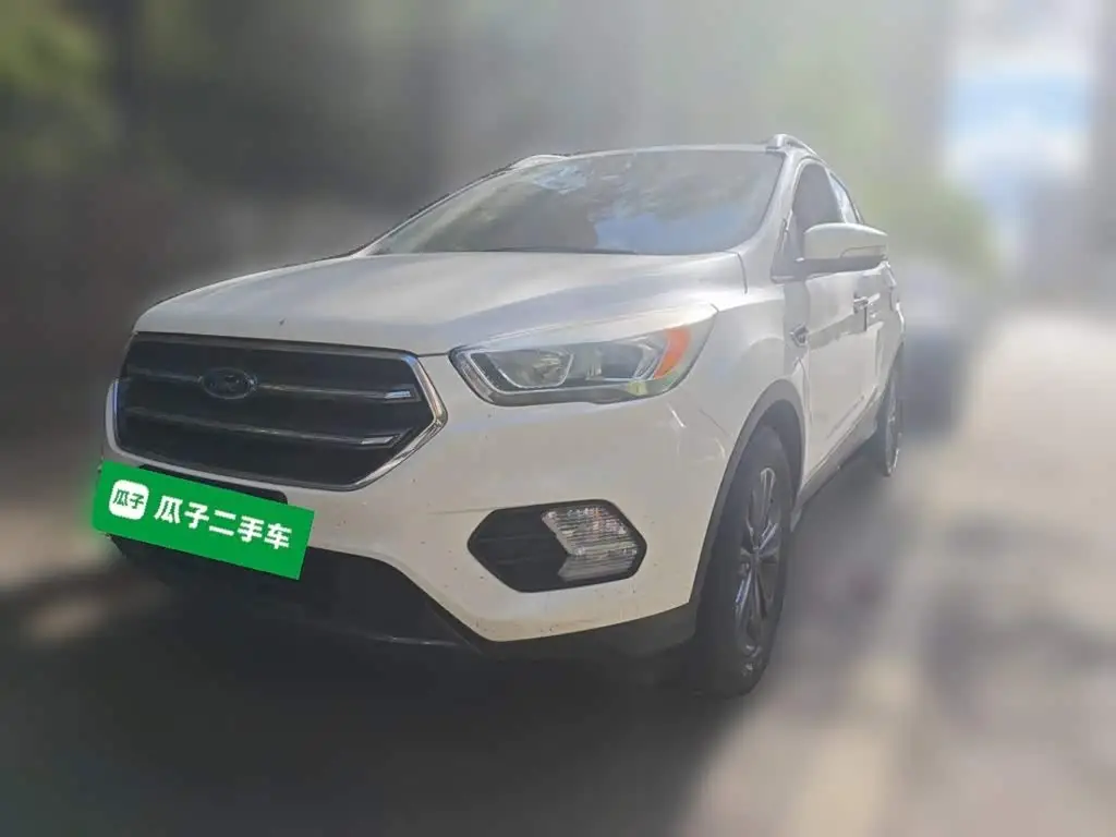 Ford Kuga, 2020