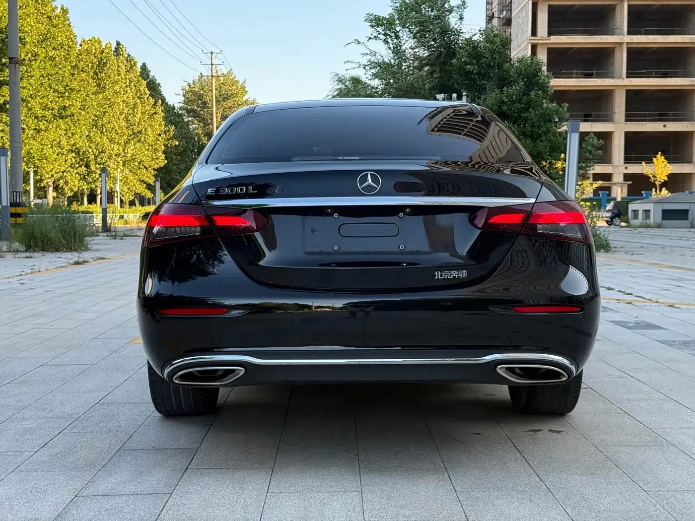 Mercedes-Benz E-Class 2022 — Photo 14/20