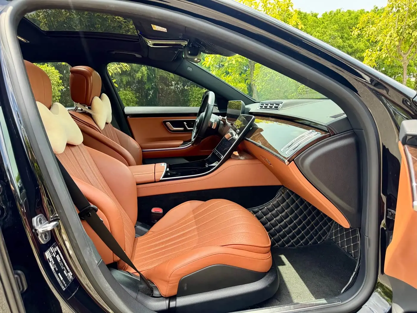 Mercedes-Benz S-Class 2023 — Фото 8/15