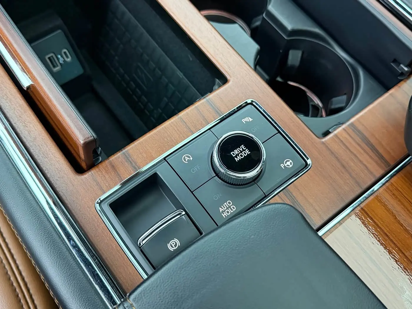 Lincoln Navigator 2021 — Фото 11/20