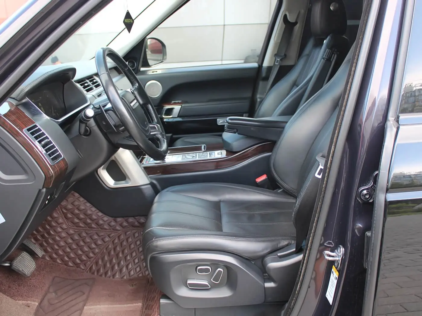 Land Rover Range Rover 2014 — Фото 13/20