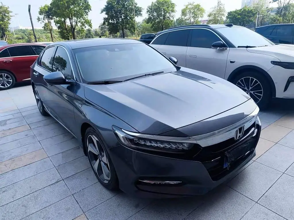 Honda Accord 2020 — Photo 4/10